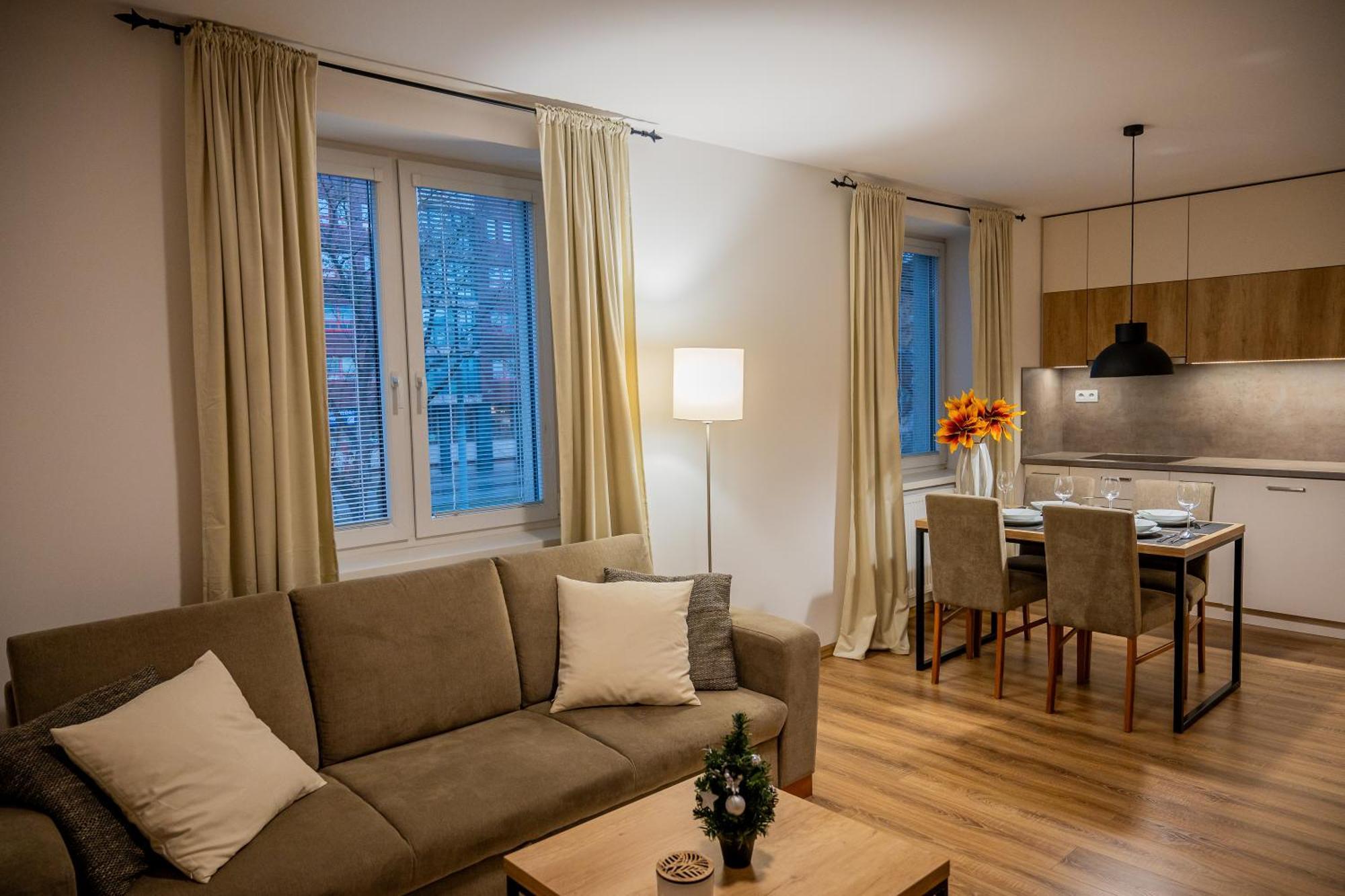 Old Town City Center Apartment 1 - Private Parking Included Kosice Luaran gambar