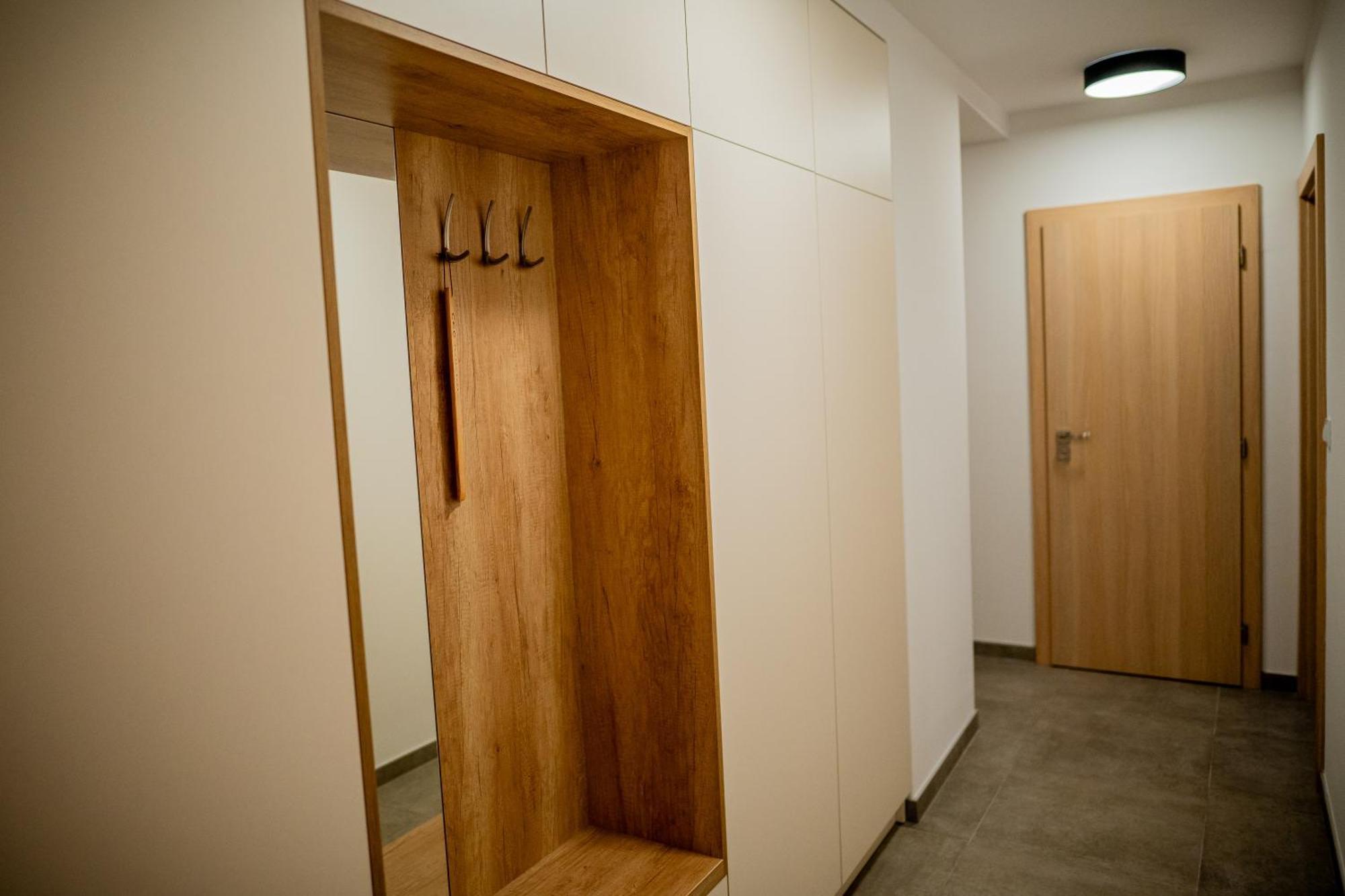 Old Town City Center Apartment 1 - Private Parking Included Kosice Luaran gambar