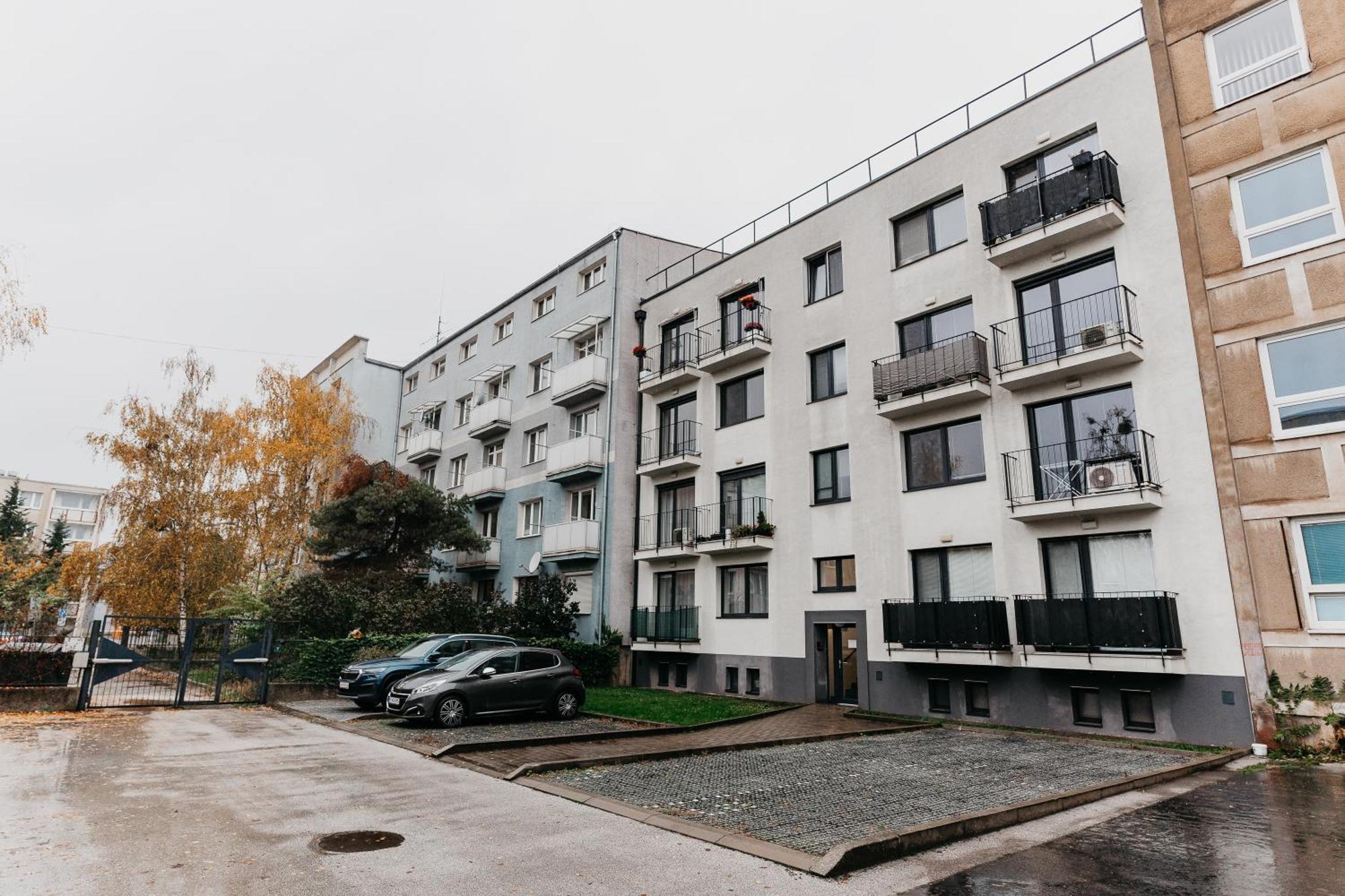 Old Town City Center Apartment 1 - Private Parking Included Kosice Luaran gambar